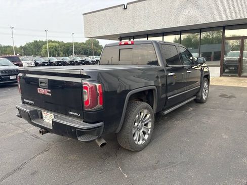 Used 2017 GMC Sierra 1500 Denali w/ Denali Ultimate Package AWD/4WD image 11