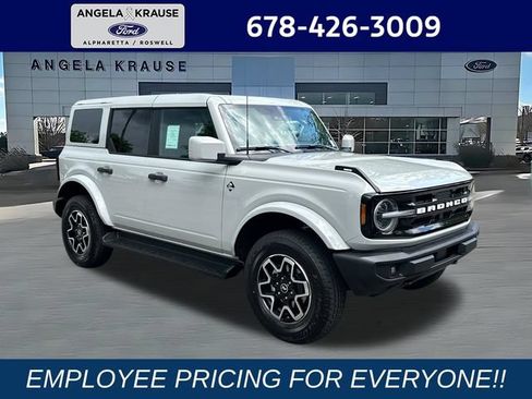 New 2026 Ford Bronco Outer Banks AWD/4WD image 1