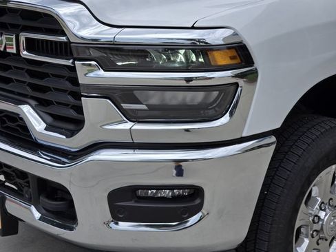 Certified 2026 RAM 2500 Big Horn AWD/4WD image 9