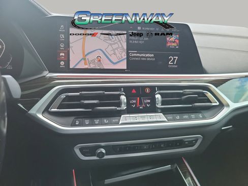 Used 2022 BMW X7 M50i image 21