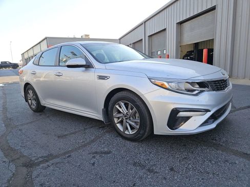 Used 2019 Kia Optima LX image 5