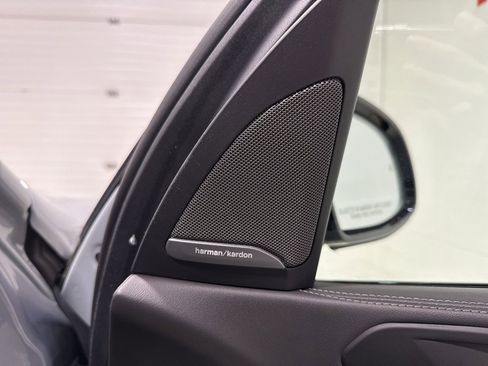 Used 2025 BMW X5 xDrive40i w/ M Sport Package image 45