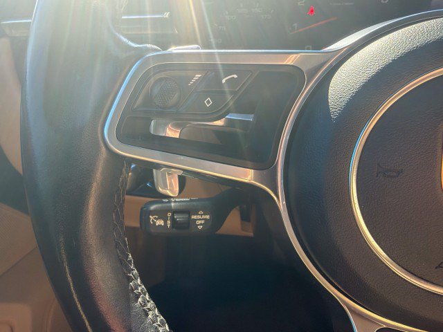 Used 2020 Porsche Macan AWD/4WD image 9