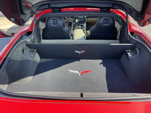 Used 2010 Chevrolet Corvette Grand Sport w/ Preferred Equipment Group image 27