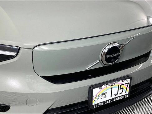 Used 2023 Volvo XC40 Recharge Plus AWD/4WD image 30
