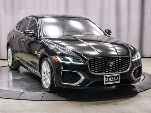 Used 2021 Jaguar XF S image 5