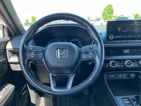 Used 2024 Honda CR-V Sport image 17