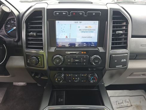 Used 2020 Ford F250 XLT w/ FX4 Off-Road Package image 10