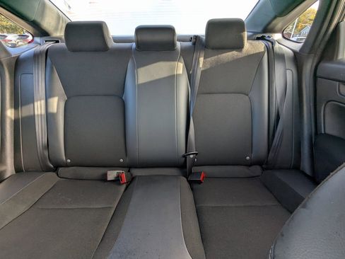 Used 2022 Honda Civic Sport image 18