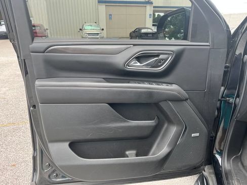 Used 2023 GMC Yukon XL AT4 AWD/4WD image 11