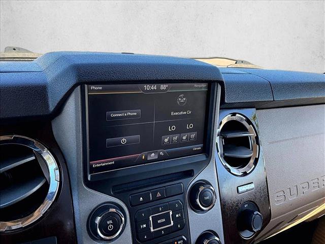 Used 2015 Ford F350 Lariat w/ Lariat Interior Package AWD/4WD image 21