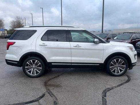 Used 2019 Ford Explorer Platinum AWD/4WD image 6