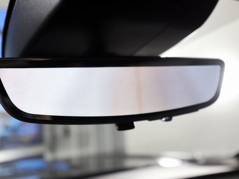 Used 2025 GMC Yukon XL AT4 Ultimate image 33