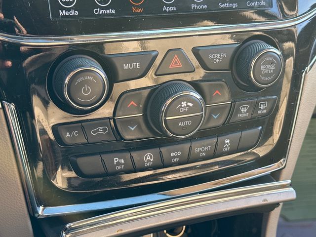 Used 2021 Jeep Grand Cherokee Limited w/ Premium Lighting Group AWD/4WD image 33