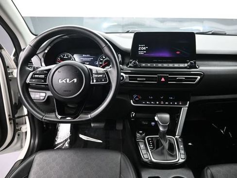 Used 2023 Kia Seltos SX AWD/4WD image 11