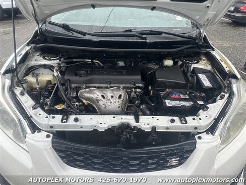 Used 2010 Toyota Matrix S image 23