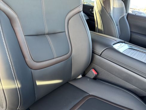 New 2026 Nissan Armada SL image 24