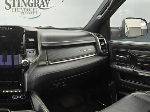 Used 2021 RAM 2500 Limited w/ Night Edition AWD/4WD image 15
