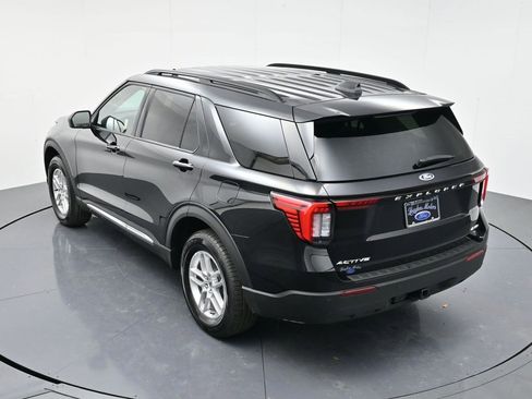 New 2025 Ford Explorer Active image 44