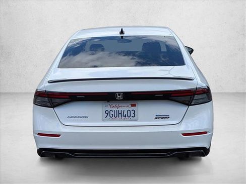 Used 2023 Honda Accord Sport image 7