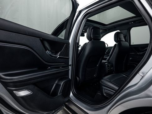 Used 2022 Lincoln Corsair Reserve w/ Equipment Group 201A image 17