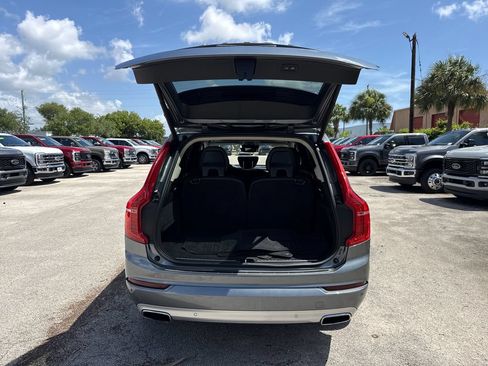 Used 2018 Volvo XC90 T6 Momentum w/ Convenience Package AWD/4WD image 28