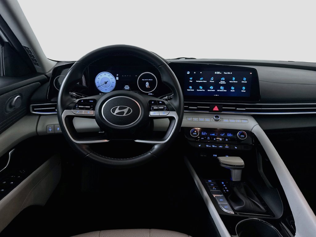 Used 2024 Hyundai Elantra Limited FWD image 25