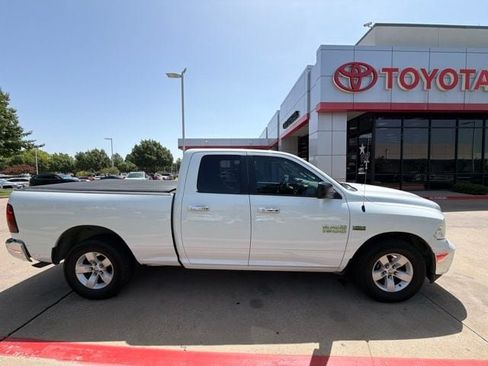 Used 2014 RAM 1500 Classic SLT RWD image 3