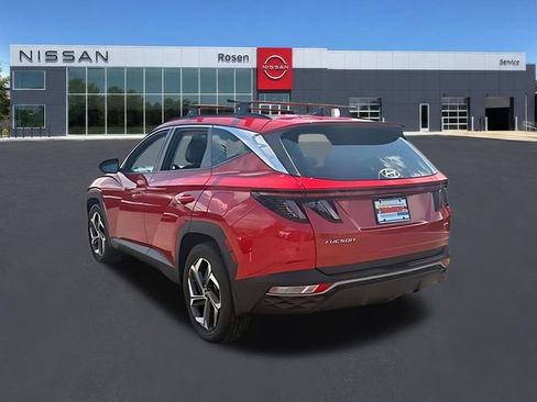 Used 2022 Hyundai Tucson SEL w/ Convenience + Premium Package AWD/4WD image 4