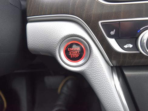 Certified 2020 Honda Accord EX image 16