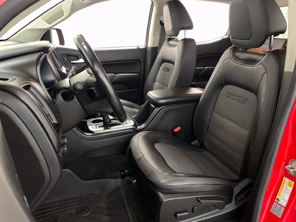 Certified 2016 GMC Canyon SLE w/ All Terrain Package AWD/4WD image 23