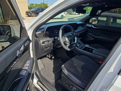 Used 2025 Hyundai Palisade Calligraphy AWD/4WD image 11