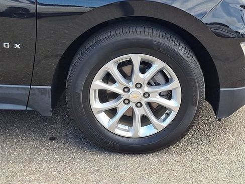 Used 2020 Chevrolet Equinox LS w/ LS Convenience Package FWD image 28