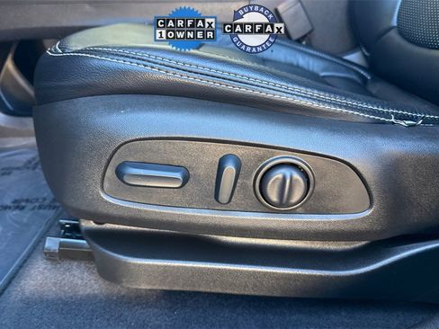 Used 2023 Chevrolet Bolt EUV LT w/ Comfort Package image 18