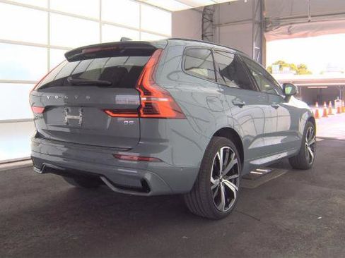 Used 2023 Volvo XC60 B5 Ultimate w/ Protection Package Premier image 3
