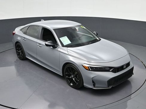 Used 2025 Honda Civic Sport image 25