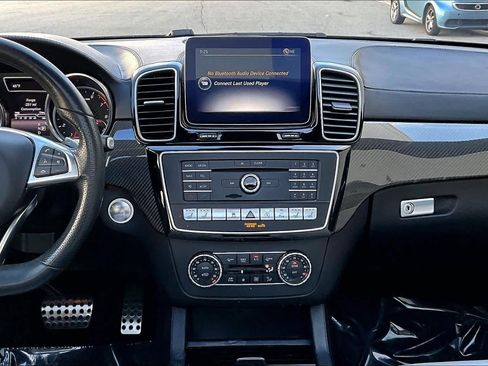 Used 2019 Mercedes-Benz GLE 43 AMG AMG GLE 43 image 6