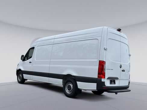 New 2026 Mercedes-Benz Sprinter 2500 image 4