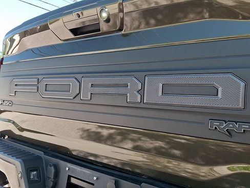 Used 2025 Ford F150 Raptor AWD/4WD image 39