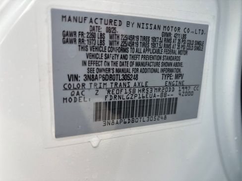 New 2026 Nissan Kicks SR w/ Illumination Package image 12