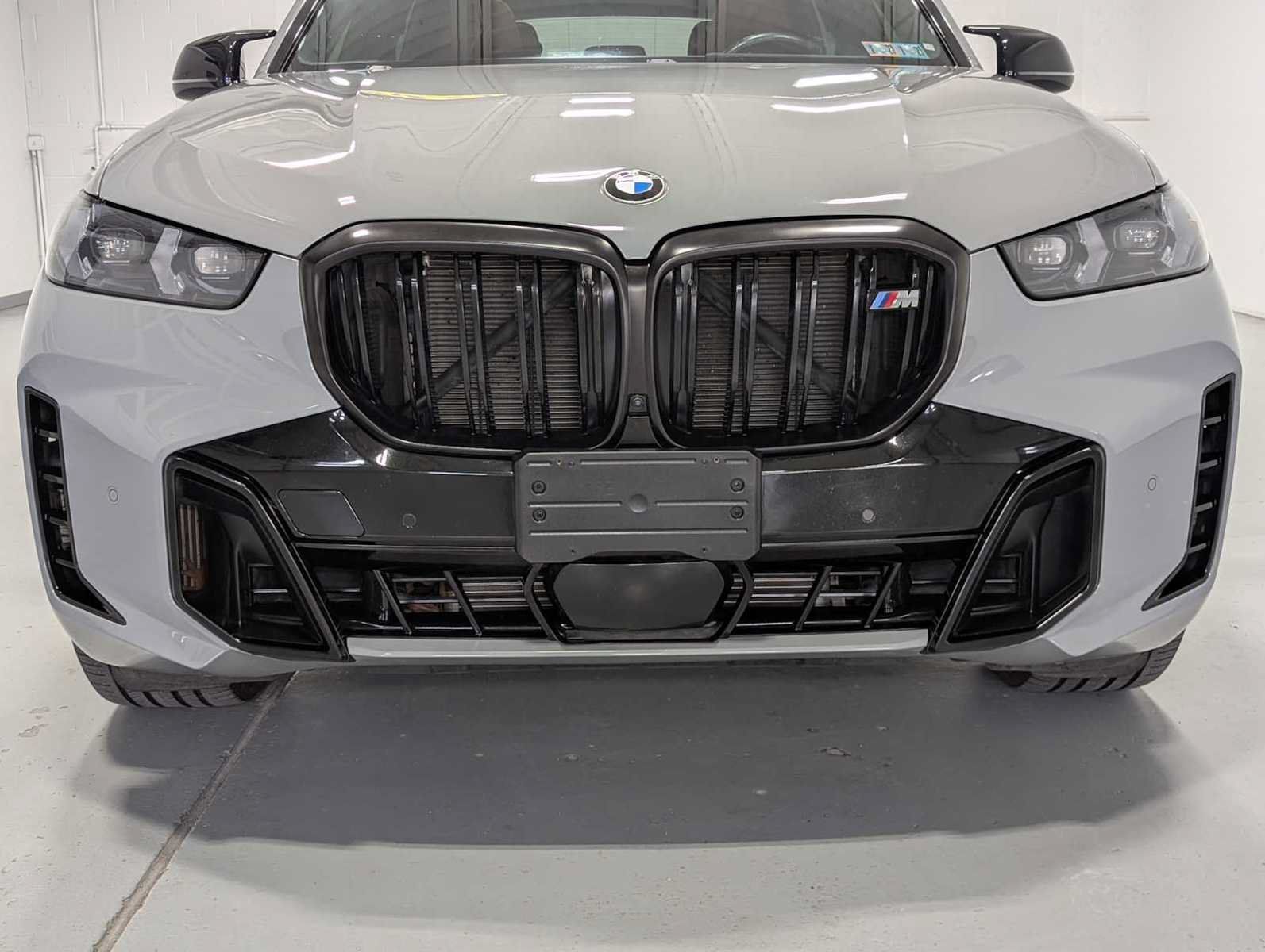 Used 2024 BMW X5 M60i AWD/4WD image 2