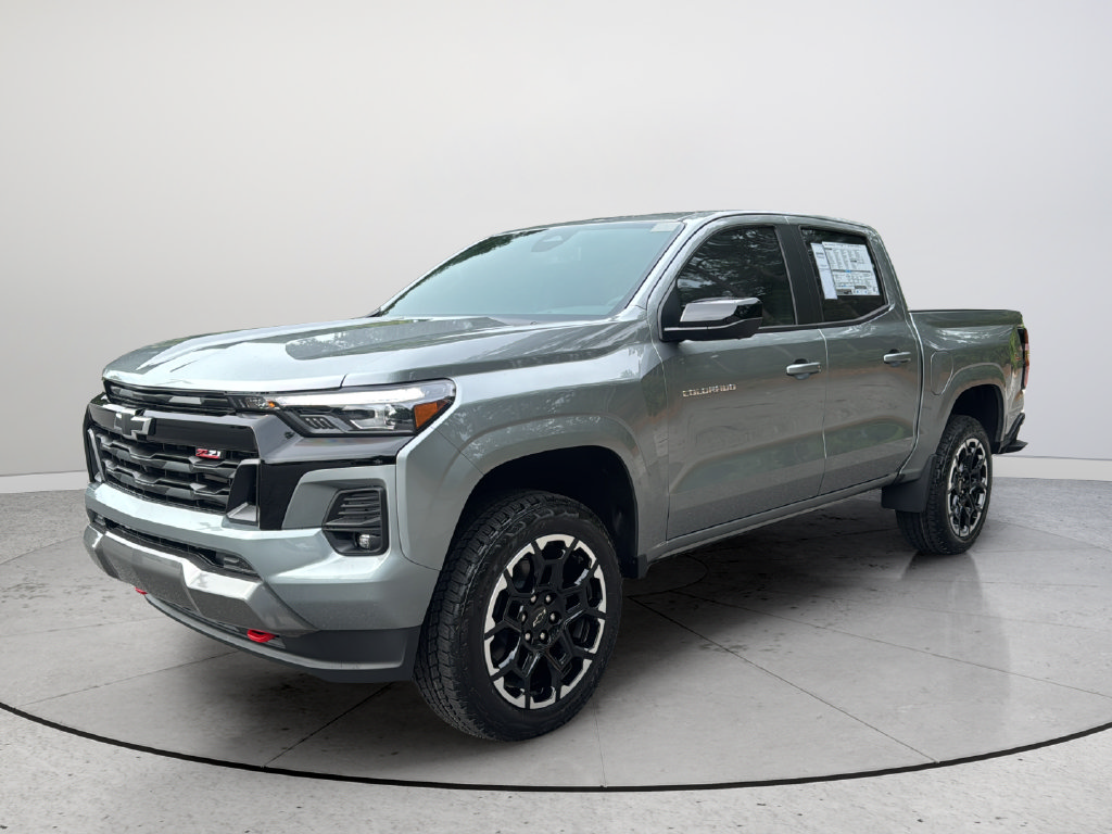 New 2026 Chevrolet Colorado Z71 w/ Technology Package AWD/4WD image 3