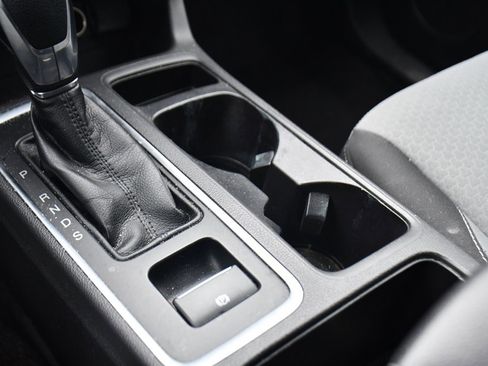 Used 2018 Ford Escape SE image 32