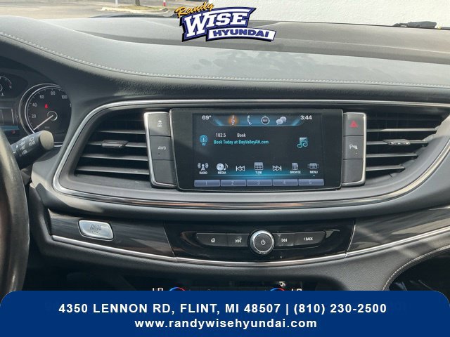 Used 2019 Buick Enclave Essence AWD/4WD image 24