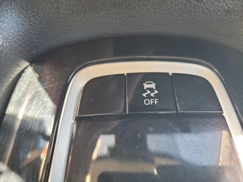 Used 2023 Toyota Corolla LE FWD image 26