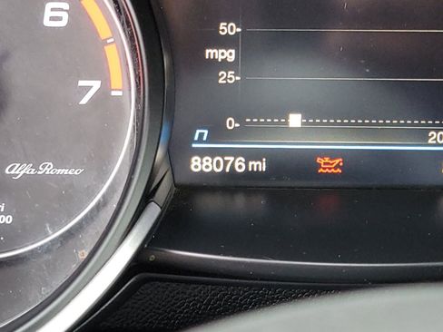 Used 2020 Alfa Romeo Stelvio Ti w/ Nero Edizione image 36