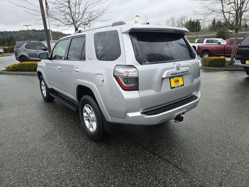 Used 2024 Toyota 4Runner SR5 image 4