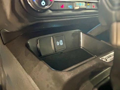 Used 2023 Ford Bronco Black Diamond w/ Sasquatch Package AWD/4WD image 40