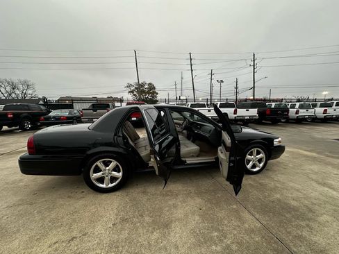 Used 2009 Mercury Grand Marquis LS image 42