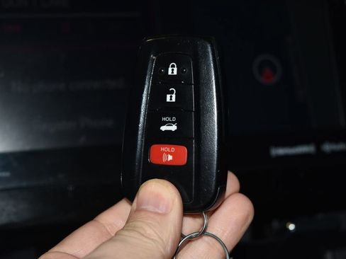 Used 2023 Toyota Camry XSE image 18